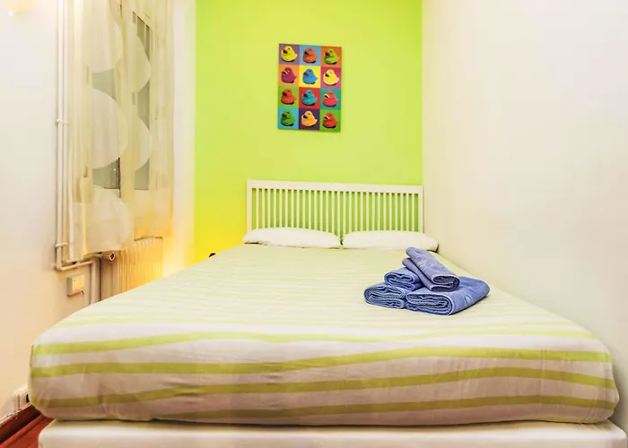 Sants-Les Corts Galileu By Interhome